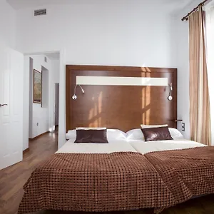 https://apartamentos-casa-de-la-lonja.es-andalucia.com